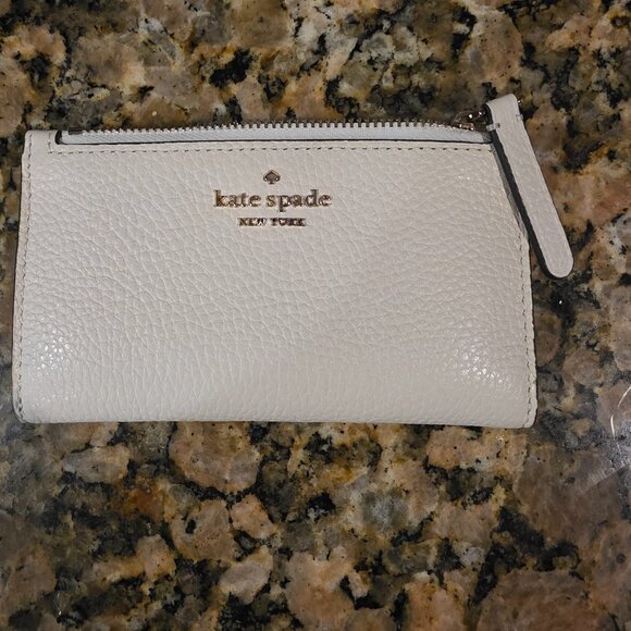 Kate Spade wallet - Picture 1 of 2